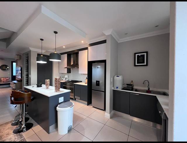 3 BEDROOM SECTIONAL TITLE TO LET IN BRYANSTON